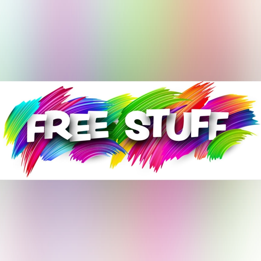 BUNDLE UR ITEMS AND GET FREEBIES IN UR ORDER